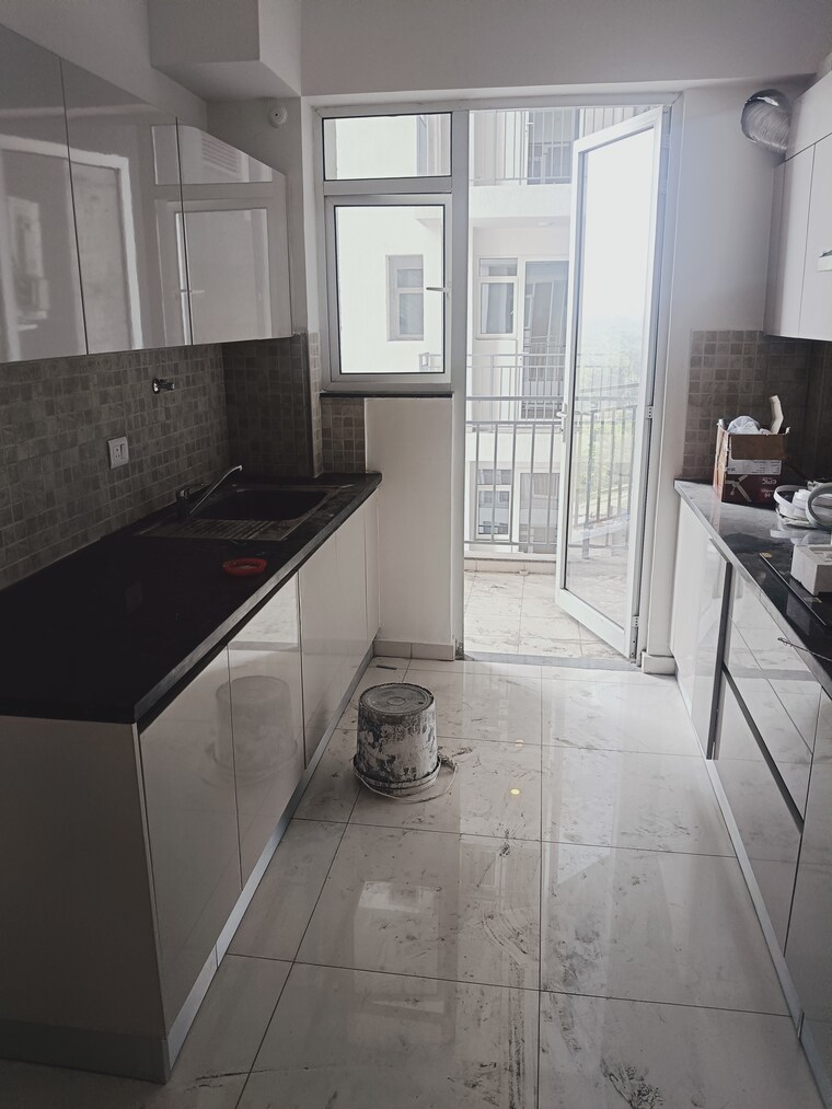 Kitchen, godrej-woods 3 Bedroom 2088 Sq.Ft. Apartment In Sector 43 Noida 9164379