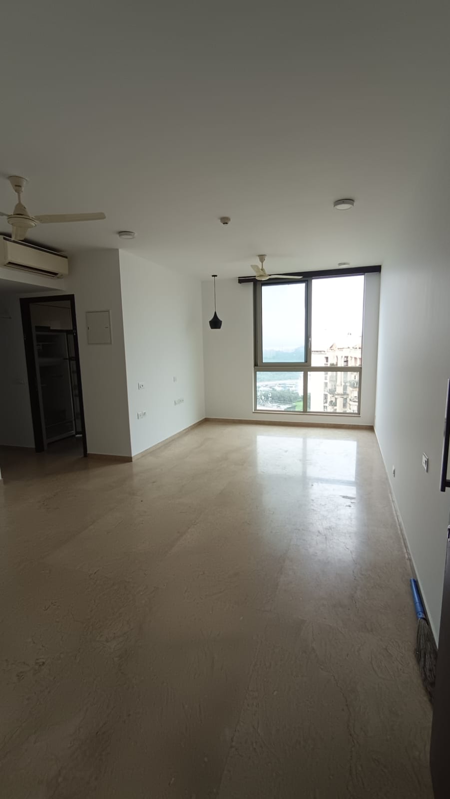 2 BHK + Extra Room 771 Sq.Ft. Apartment in Hiranandani Atlantis