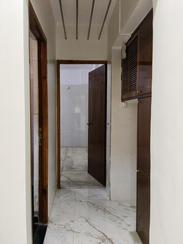 2 BHK Apartment For Rent in Sundeep CHS, Santacruz East