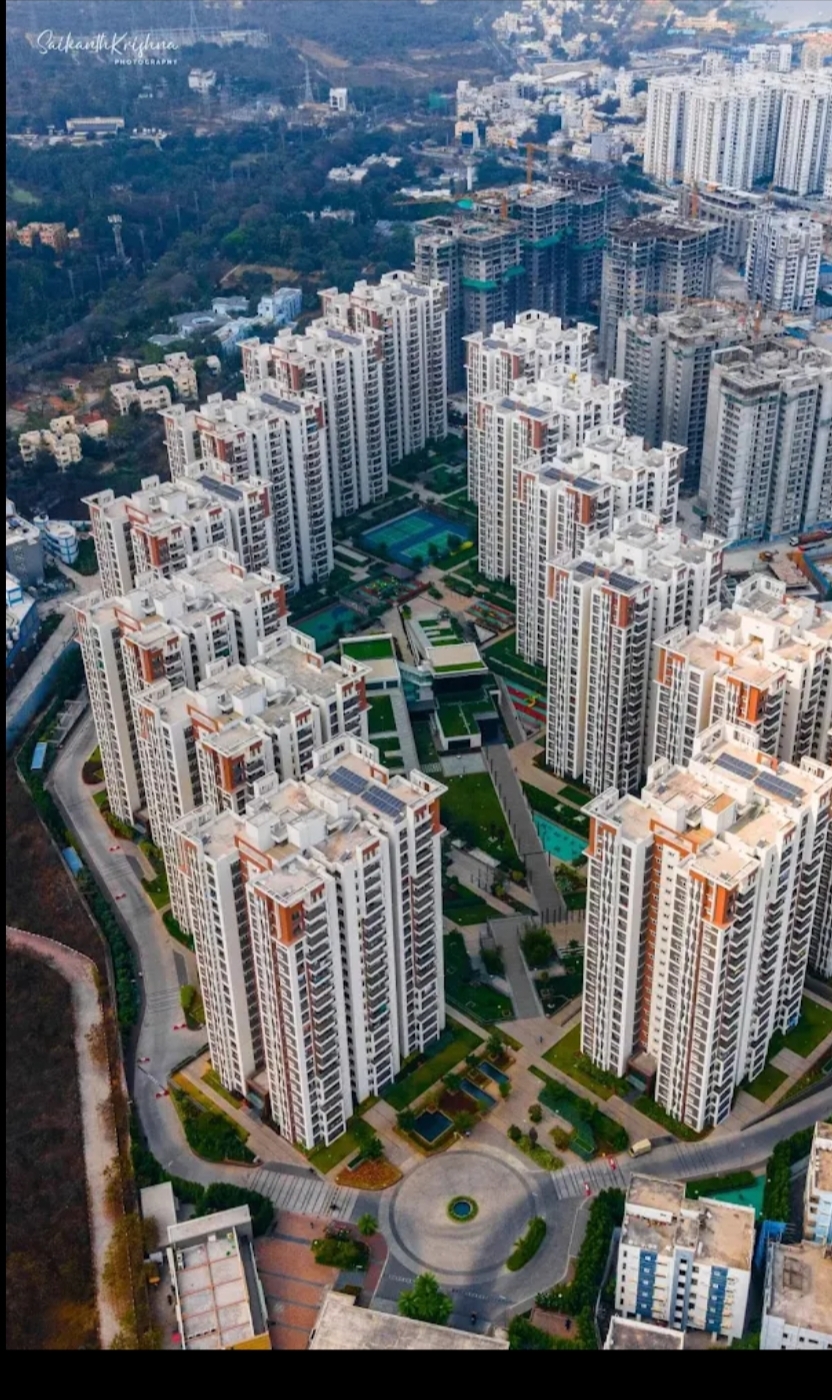 4 BHK + Pooja Room,Servant Room,Study Room,Extra Room Apartment For Sale in Aparna Serene Park