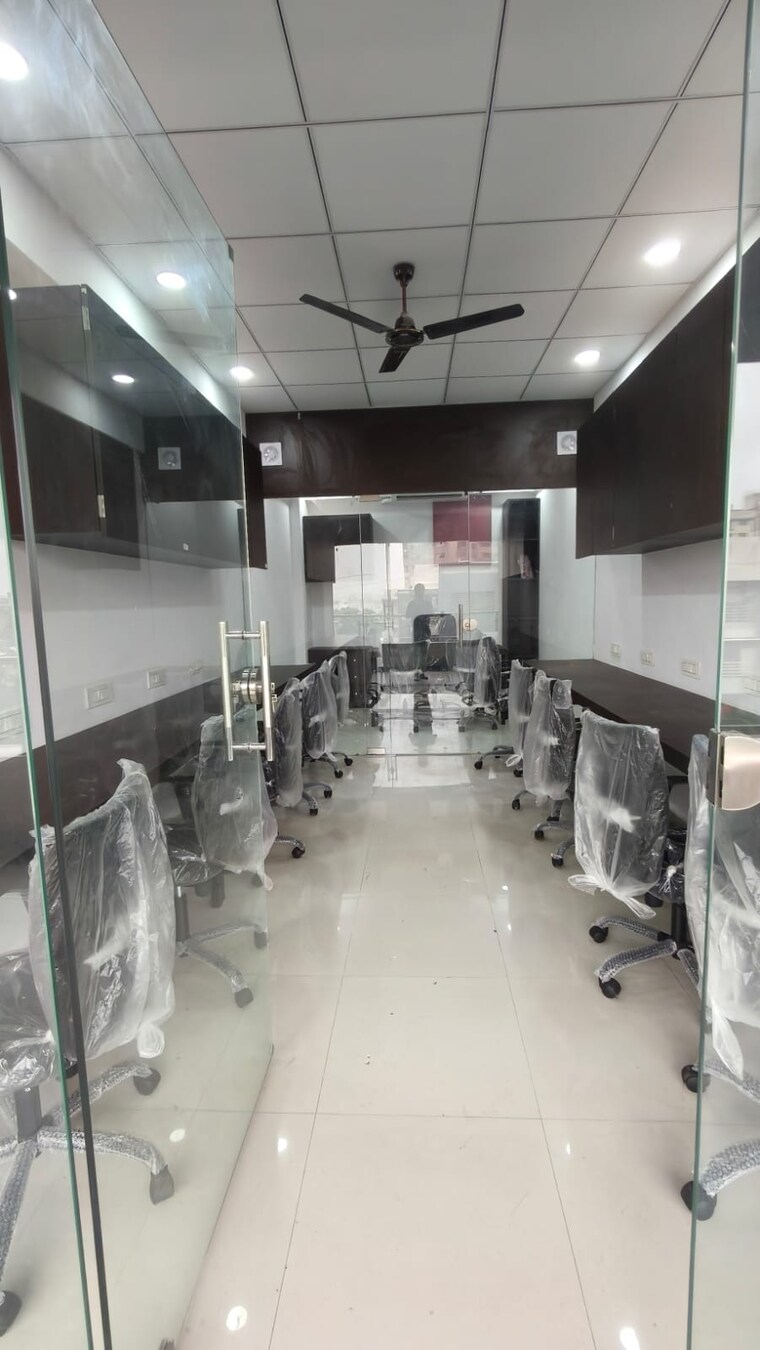 Team Area, palanpur Commercial Office Space 243 Sq.Ft. In Palanpur Surat 9164475