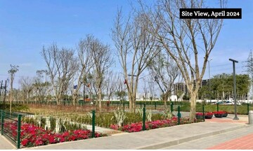 Plot Area in 4 BHK Apartment at DLF Privana South, Sector 76 – for Sale