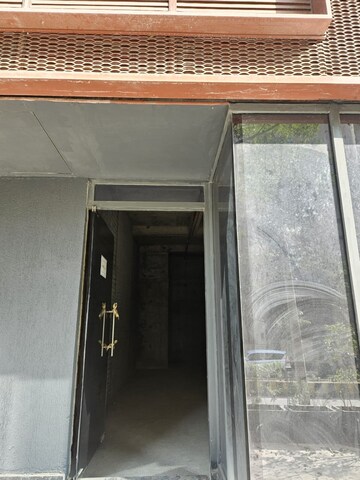 Building Lobby in  Shop at Sheth Beaumonte, Sion East – for Rent