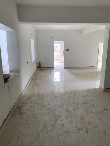 Room in 2.5 BHK Apartment at Frontline Seven, Kokapet – for Sale