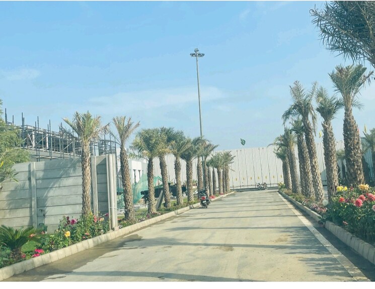 Garden, signature-global-de-luxe-dxp 3 Bedroom 2623 Sq.Ft. Apartment In Sector 37d Gurgaon 9164522