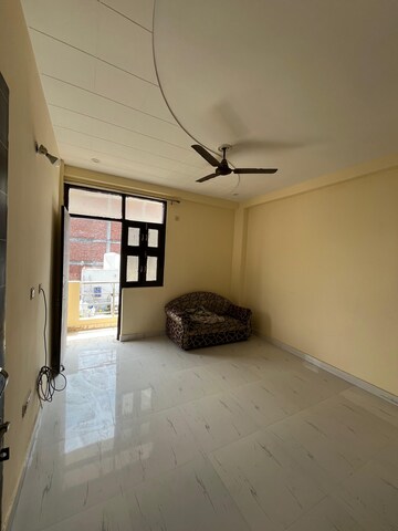 Living Room in 2 BHK Apartment at Aashiyana Sai Home, Sector 70 – for Rent