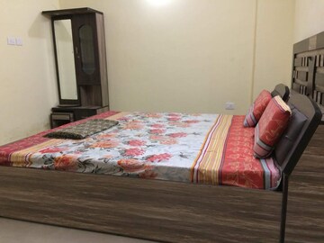 Bedroom in 2.5 BHK Apartment at Omega Green Park, Faizabad Road – for Rent