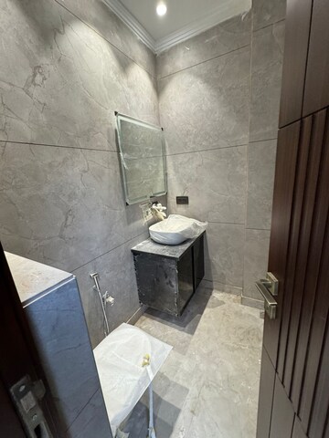 Bathroom in 3 BHK Apartment at Sahridaya Apartments, Paschim Vihar – for Rent