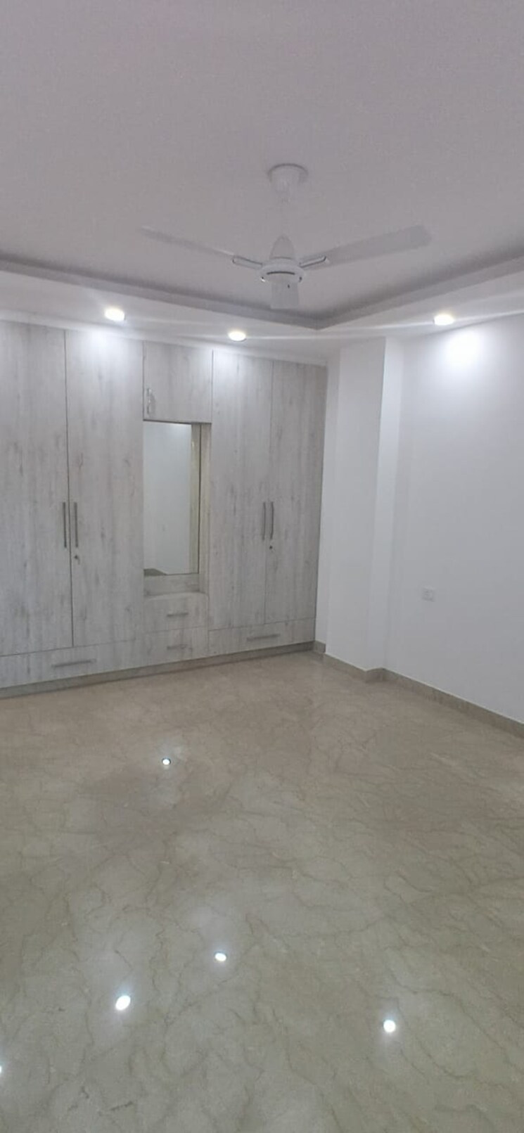Room, kalkaji 3 Bedroom 1800 Sq.Ft. Builder Floor In Kalkaji Delhi 9164542