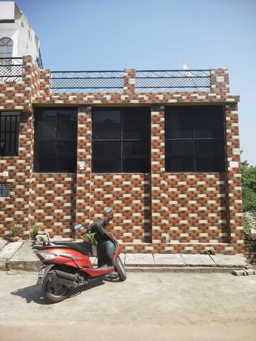 3 BHK Independent House – Exterior View View at Jankipuram Extension - for Rent