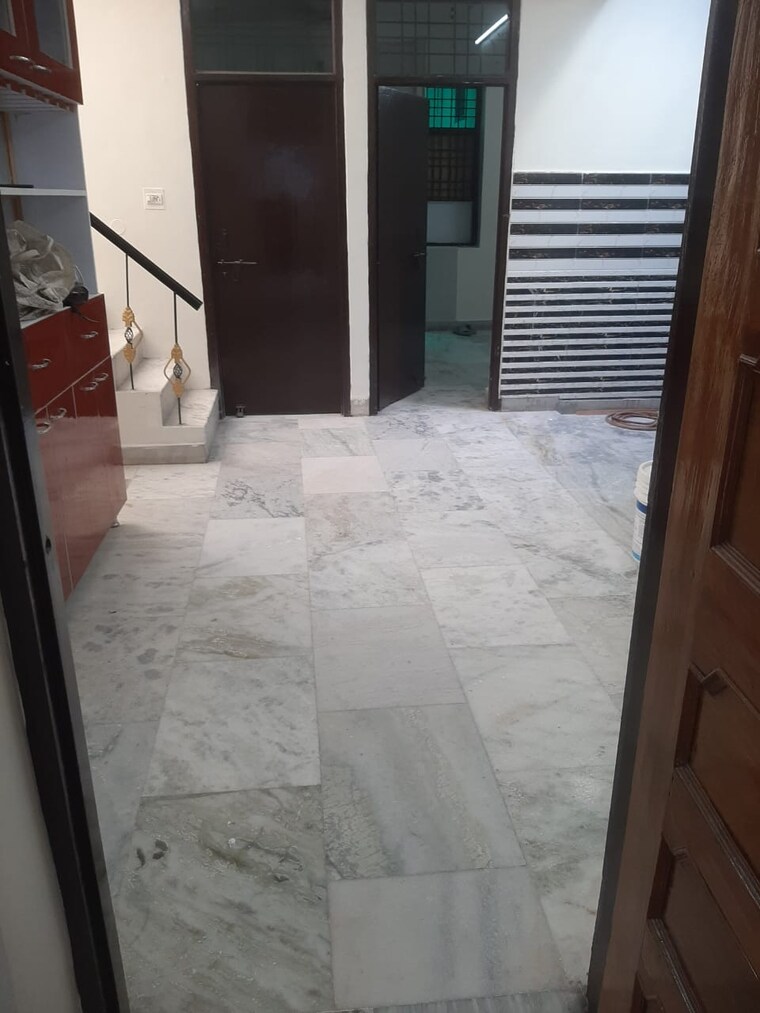 Room, jankipuram extension 3 Bedroom 1850 Sq.Ft. Independent House In Jankipuram Extension Lucknow 9164545