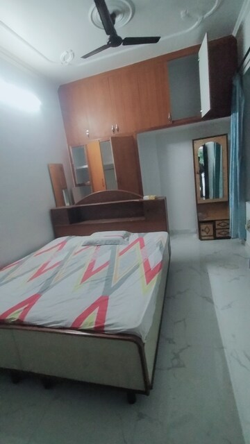 Bedroom in 6 BHK Independent House at Gomti Nagar – for Rent
