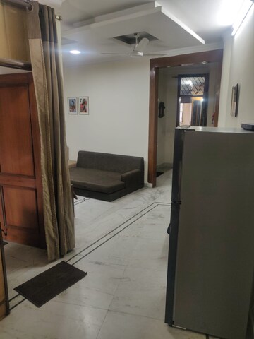Room in 2 BHK Builder Floor at Lajpat Nagar Iii – for Rent