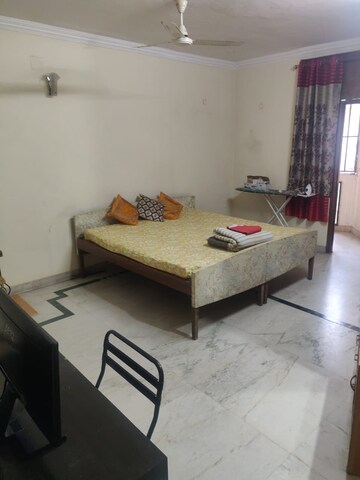 2 BHK Builder Floor For Rent in Lajpat Nagar Iii