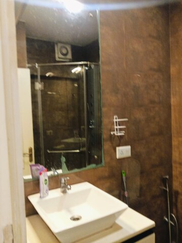 Furnished Amenities in 2 BHK Builder Floor at Chittaranjan Park – for Rent
