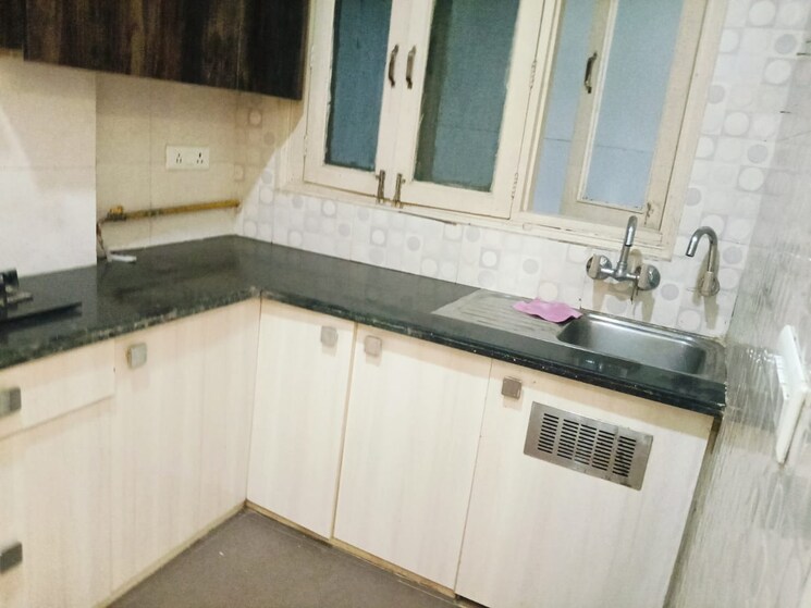 Kitchen, chittaranjan park 2 Bedroom 1050 Sq.Ft. Builder Floor In Chittaranjan Park Delhi 9164579