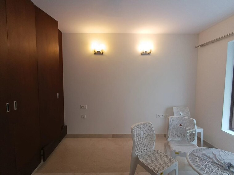 Living Room, defence colony 4 Bedroom 2100 Sq.Ft. Builder Floor In Defence Colony Delhi 9164601