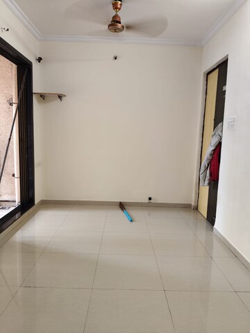 Room in 1 BHK Apartment at Nisarg Hyde Park, Kharghar – for Rent