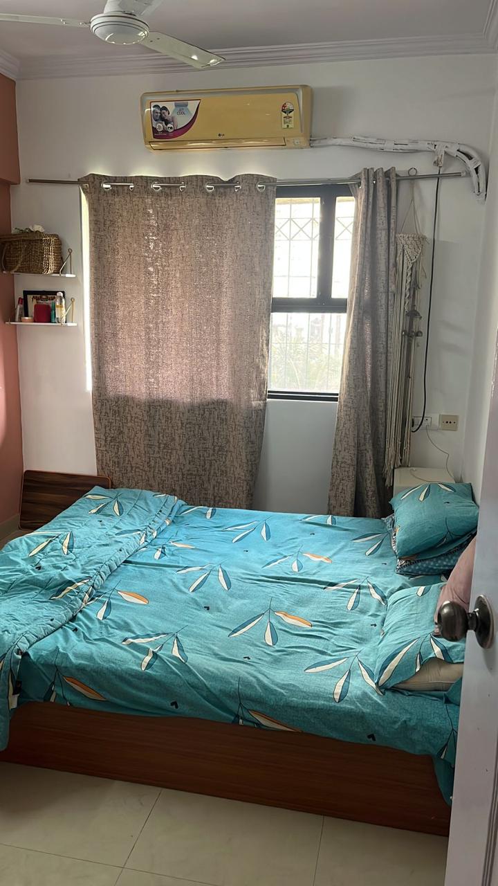 2 BHK Apartment For Rent in Dheeraj Godavari Apartment