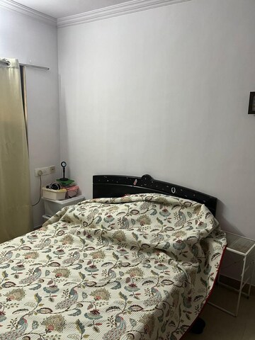 Bedroom in 2 BHK Apartment at Dheeraj Godavari Apartment, Malad West – for Rent