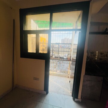 Room in 1 BHK Builder Floor at Anthurium, Sector 73 – for Rent