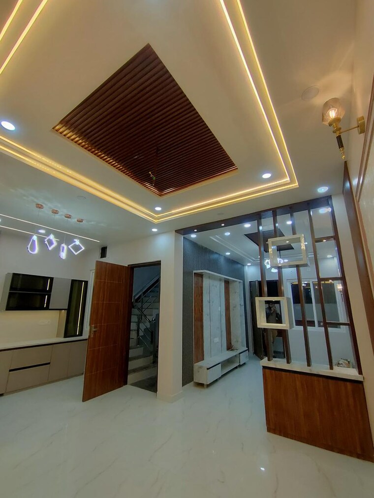 Hall, gomti nagar 3 Bedroom 1607 Sq.Ft. Independent House In Gomti Nagar Lucknow 9164676