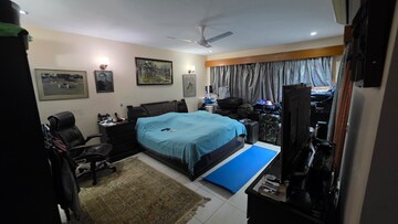 Team Area in 5 BHK Villa at The Legend One, Sector 57 – for Sale