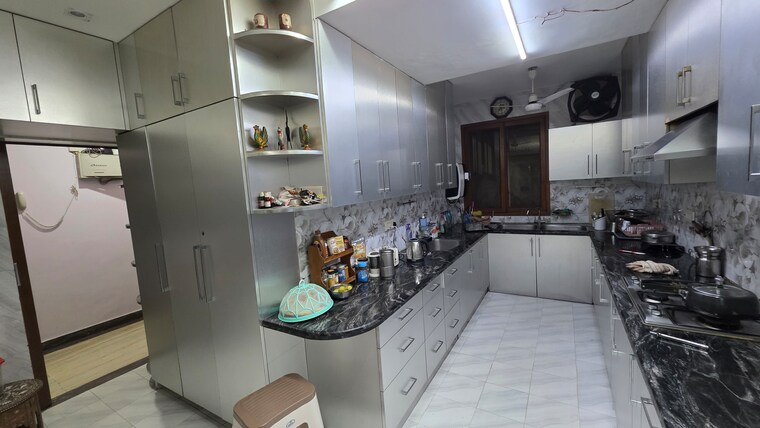Kitchen, the-legend-one 5 Bedroom 597 Sq.Yd. Villa In Sector 57 Gurgaon 9164686
