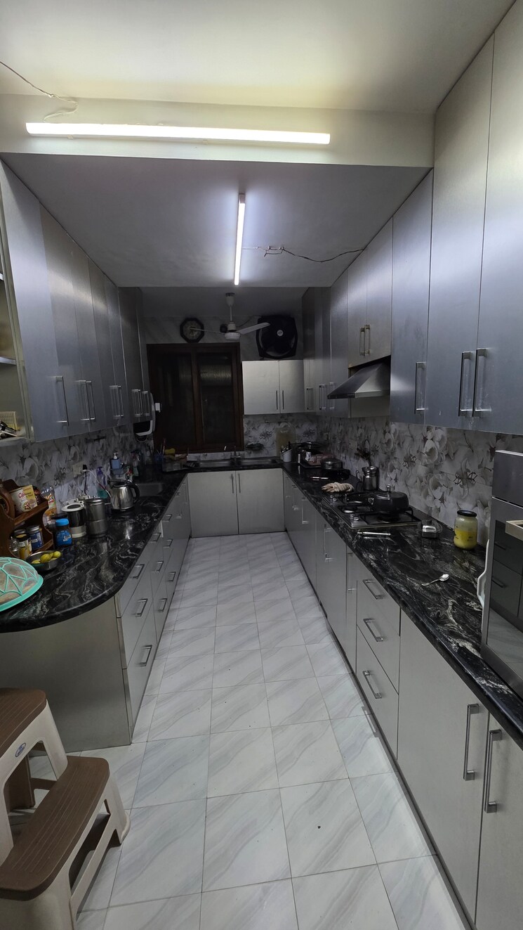 Kitchen, the-legend-one 5 Bedroom 597 Sq.Yd. Villa In Sector 57 Gurgaon 9164686