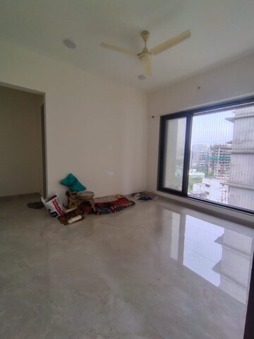 Master Bedroom in 3 BHK Apartment at LMP New Mahavir Darshan CHSL, Dahisar East – for Rent