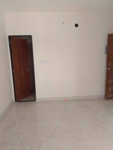 Room in 2 BHK Apartment at Truearth View, Vikhroli East – for Rent