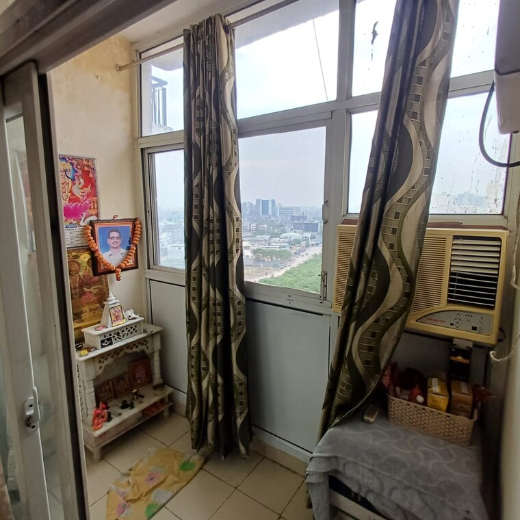 Other, amrapali-zodiac 2 Bedroom 950 Sq.Ft. Apartment In Sector 120 Noida 9164736