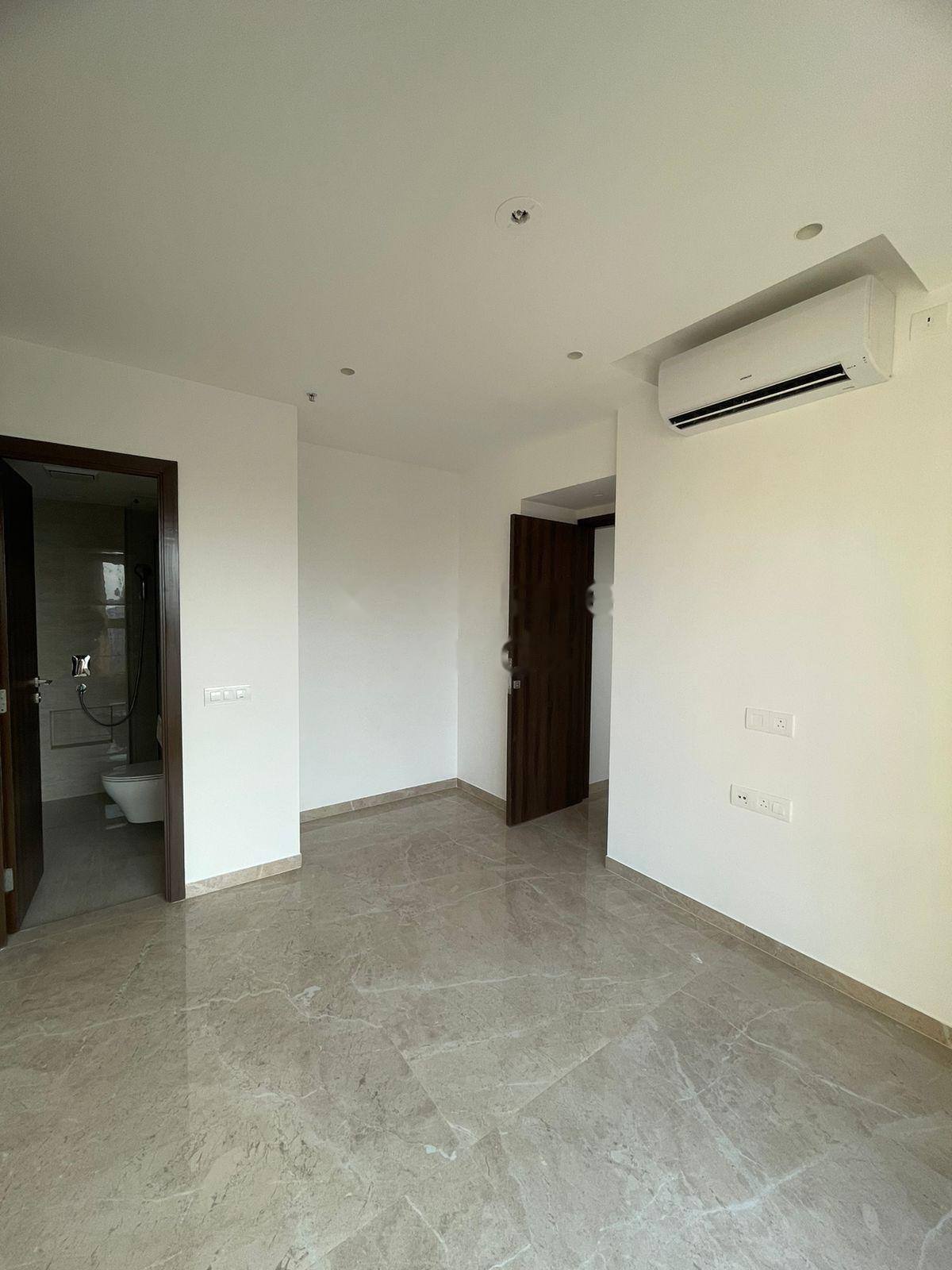 1 BHK Apartment For Rent in Hiranandani Regent Hill