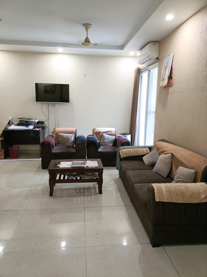 3 BHK + Pooja Room,Extra Room Apartment For Rent in MI Rustle Court