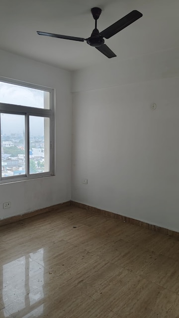 Room in 2 BHK Apartment at Tulsiani Luvnest, Vrindavan Yojna – for Rent