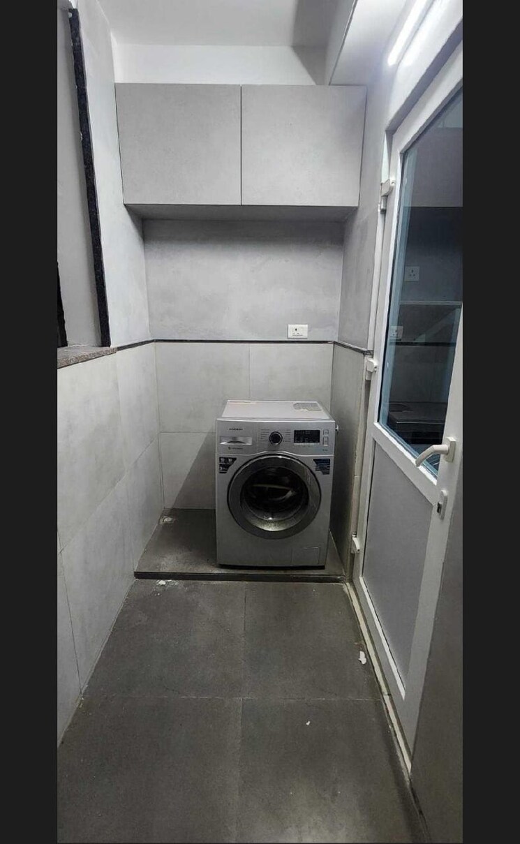 Bathroom, rajapushpa-provincia 3 Bedroom 1715 Sq.Ft. Apartment In Narsingi Hyderabad 9164799