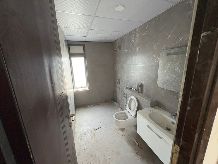 Bathroom, dsr-the-classe 4 Bedroom 3333 Sq.Ft. Apartment In Narsingi Hyderabad 9164827