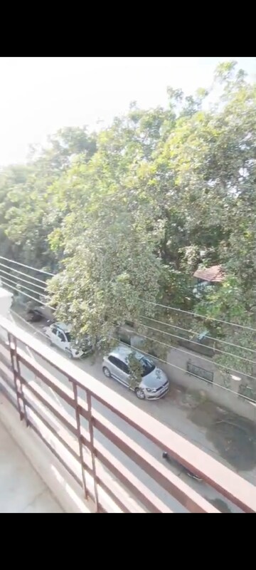 Balcony in 1 BHK Independent House at Sector 9 – for Rent