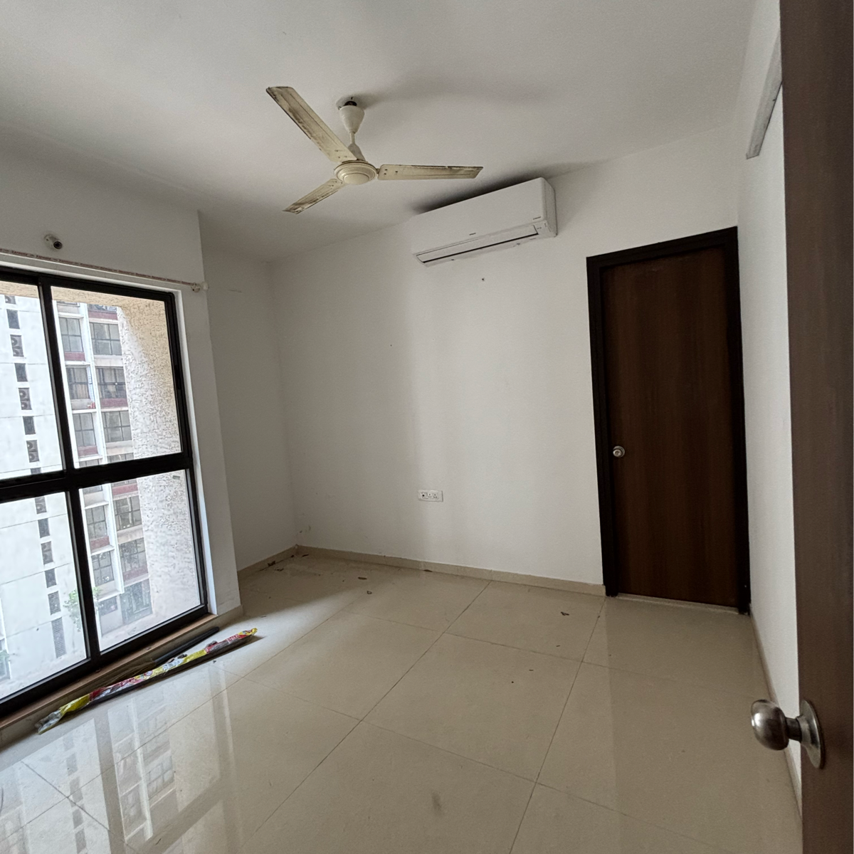 1 BHK Apartment For Rent in Lodha Palava City Lakeshore Greens