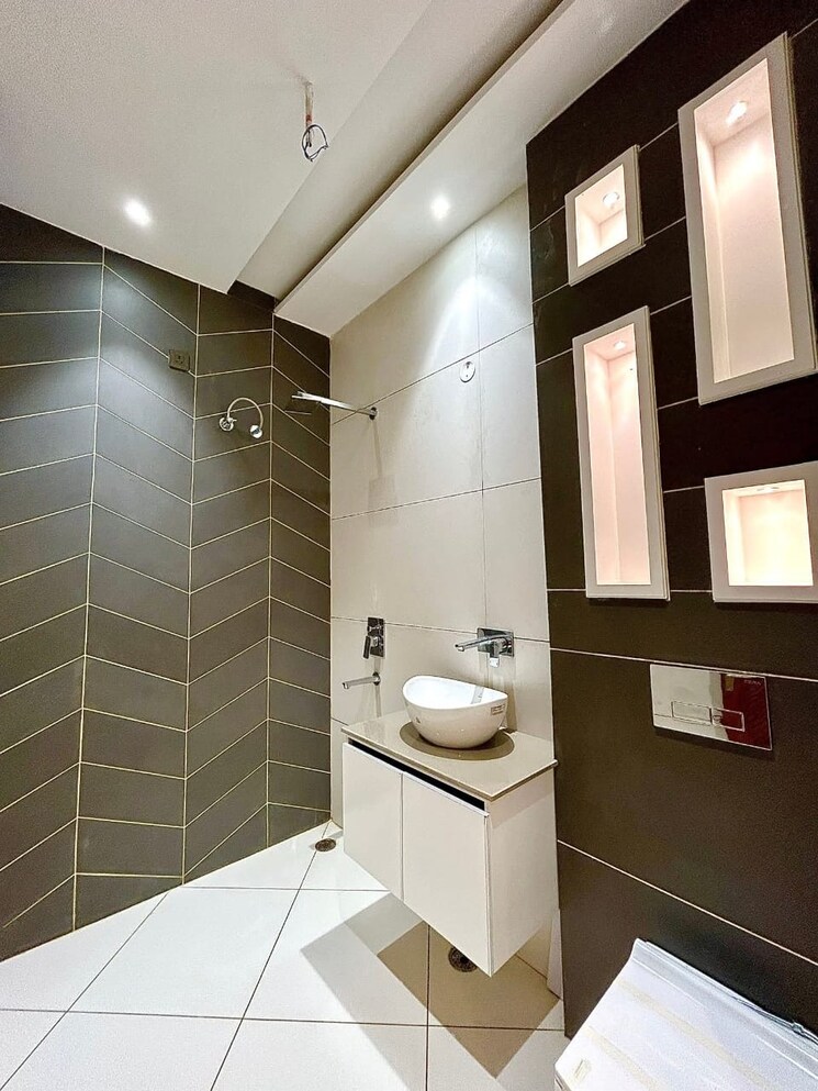 Bathroom, sector 125 4 Bedroom 114 Sq.Yd. Independent House In Sector 125 Mohali 9164892