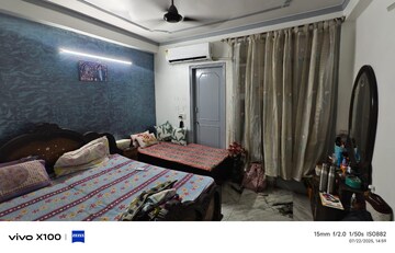 Bedroom in 3 BHK Apartment at Shaheen Bagh – for Sale
