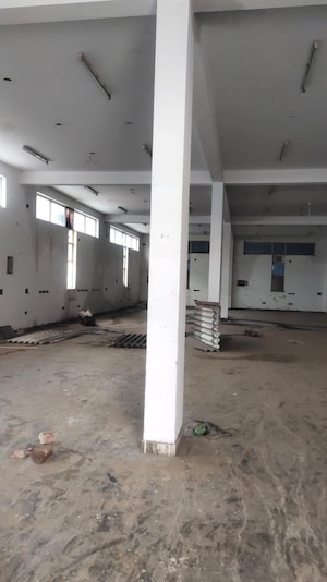 Parking in  Industrial Plot at Chaupanki – for Sale