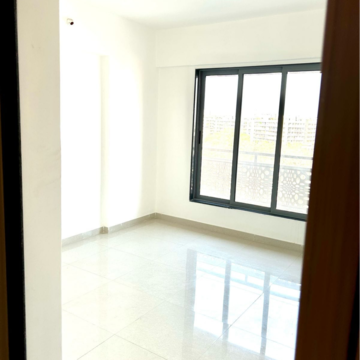 Room in 2 BHK Apartment at Lodha Panacea 1, Bhadra Nagar – for Rent