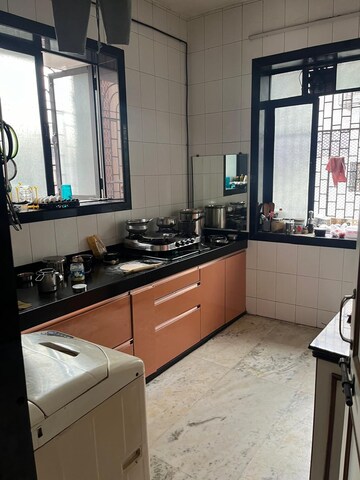 Kitchen in 3 BHK Apartment at Raheja Reflections Eternity, Kandivali East – for Rent