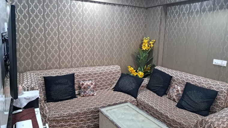 Living Room, omaxe-royal-residency-faridabad 3 Bedroom 1925 Sq.Ft. Apartment In Sector 79 Faridabad 9165018