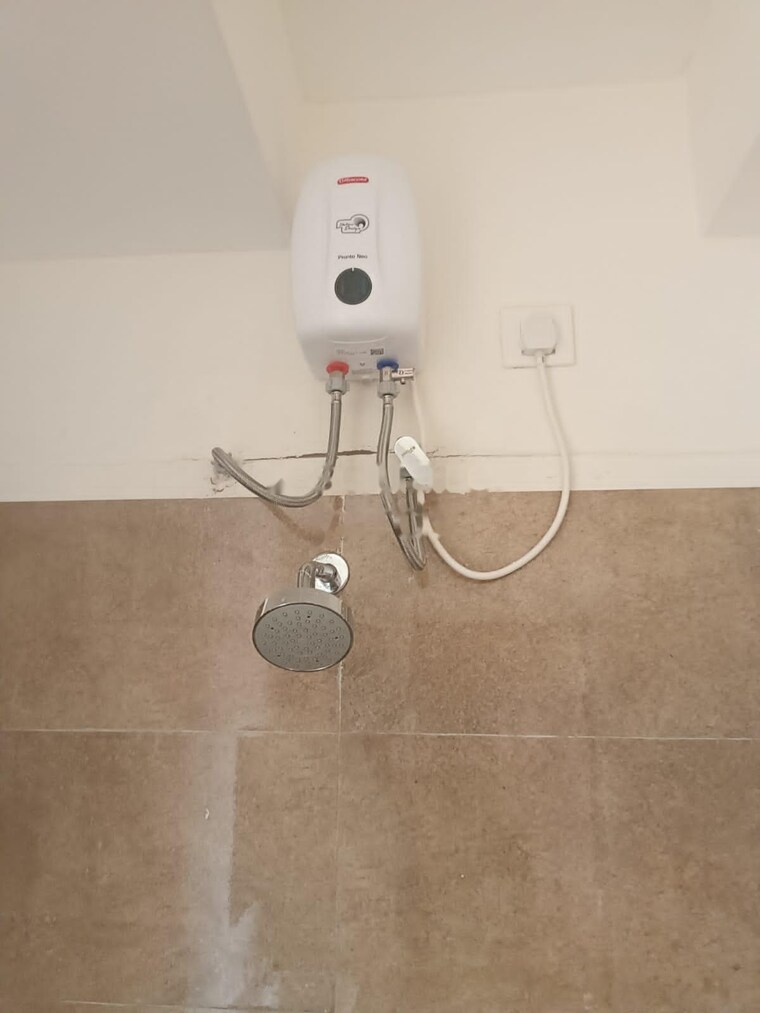 Bathroom, omkar-signet 2 Bedroom 584 Sq.Ft. Apartment In Malad East Mumbai 9165003