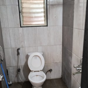 Bathroom in 2 BHK Apartment at Paramount Altissimo, Wakad – for Sale