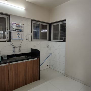 Room in 2 BHK Apartment at Eisha Zenith, Mumbai Bangalore Highway – for Rent