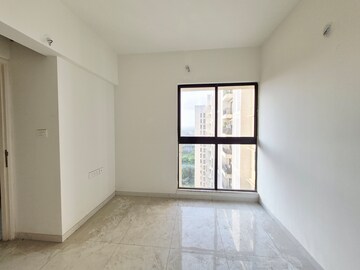 Room in 1 BHK Apartment at Runwal Gardens, Dombivli East – for Rent