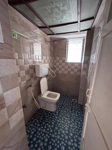 Bathroom in 2 BHK Apartment at Pooja CHS Andheri West, Andheri West – for Rent